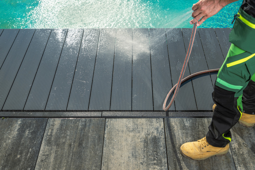 Les coûts cachés de la construction et de l'entretien d'une piscine : ce qu'il faut savoir avant de plonger
