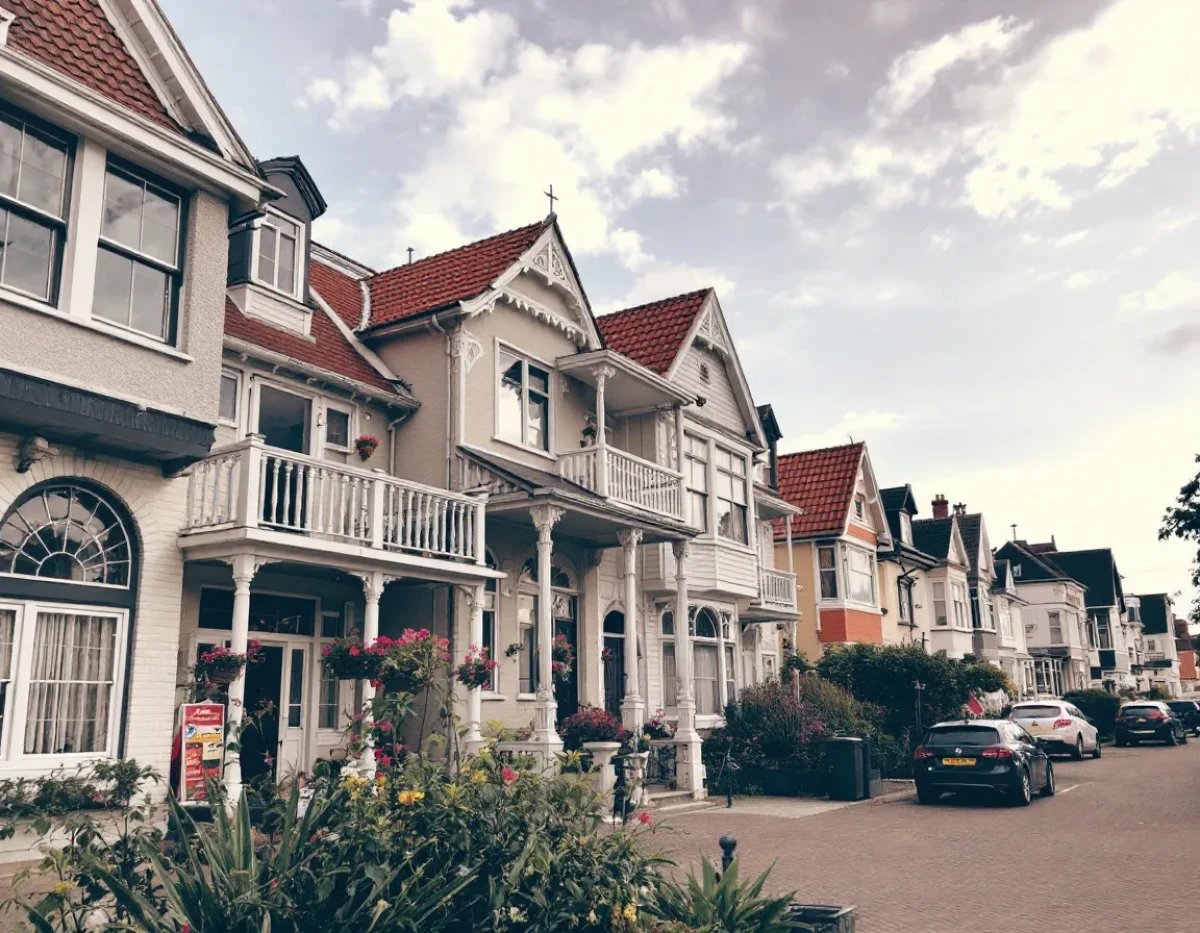 Guide Complet pour Sélectionner la Porte d'Entrée Idéale : Conseils et Astuces d'Experts en Immobilier